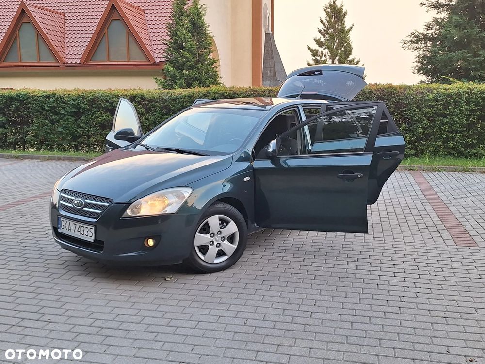 Kia Ceed 1.4 CVVT Attract - 3