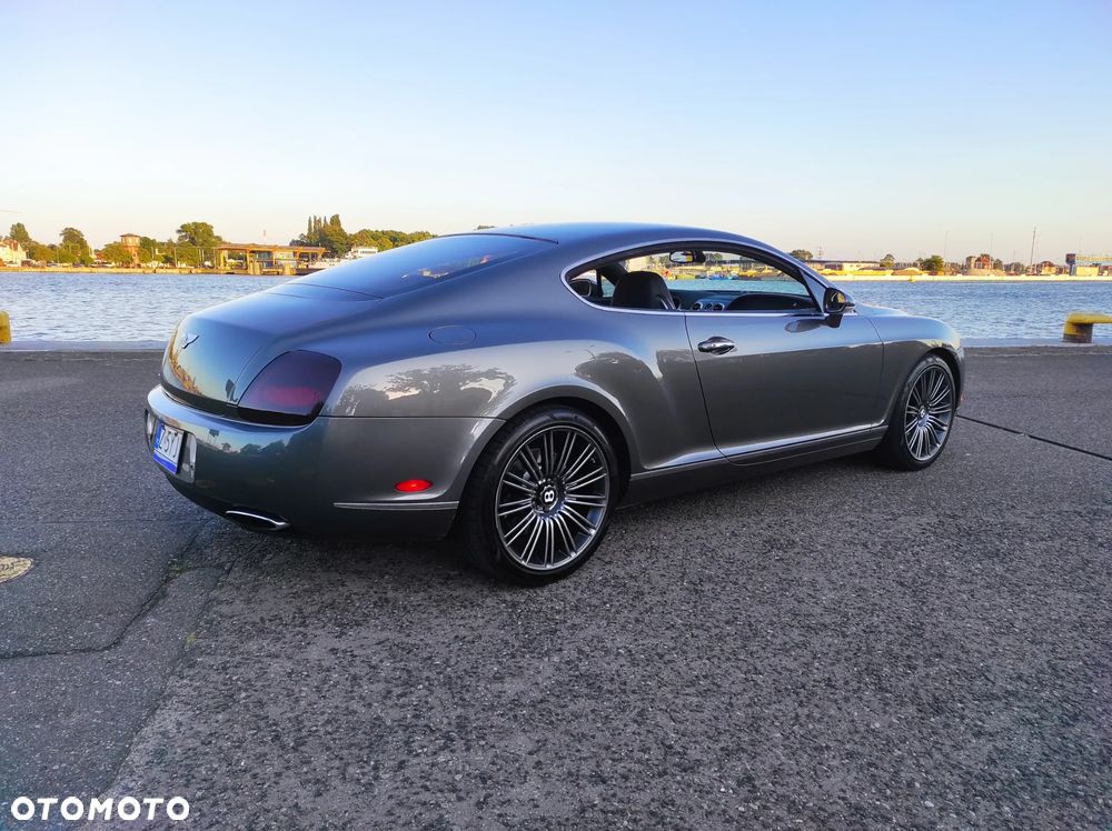 Bentley Continental GT - 5