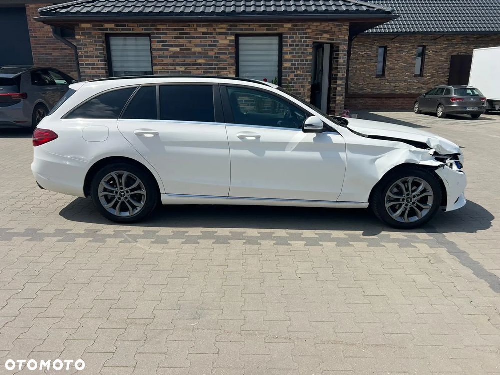 Mercedes-Benz Klasa C 200 d T 9G-TRONIC Exclusive - 6