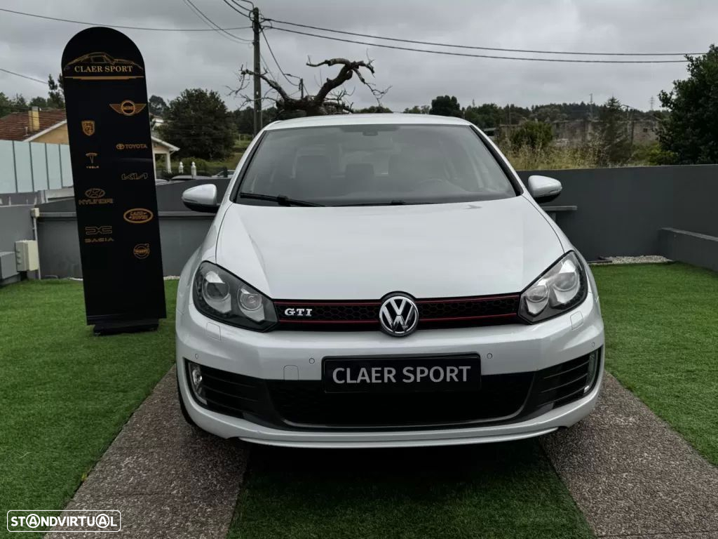 VW Golf 2.0 GTI DSG adidas - 2