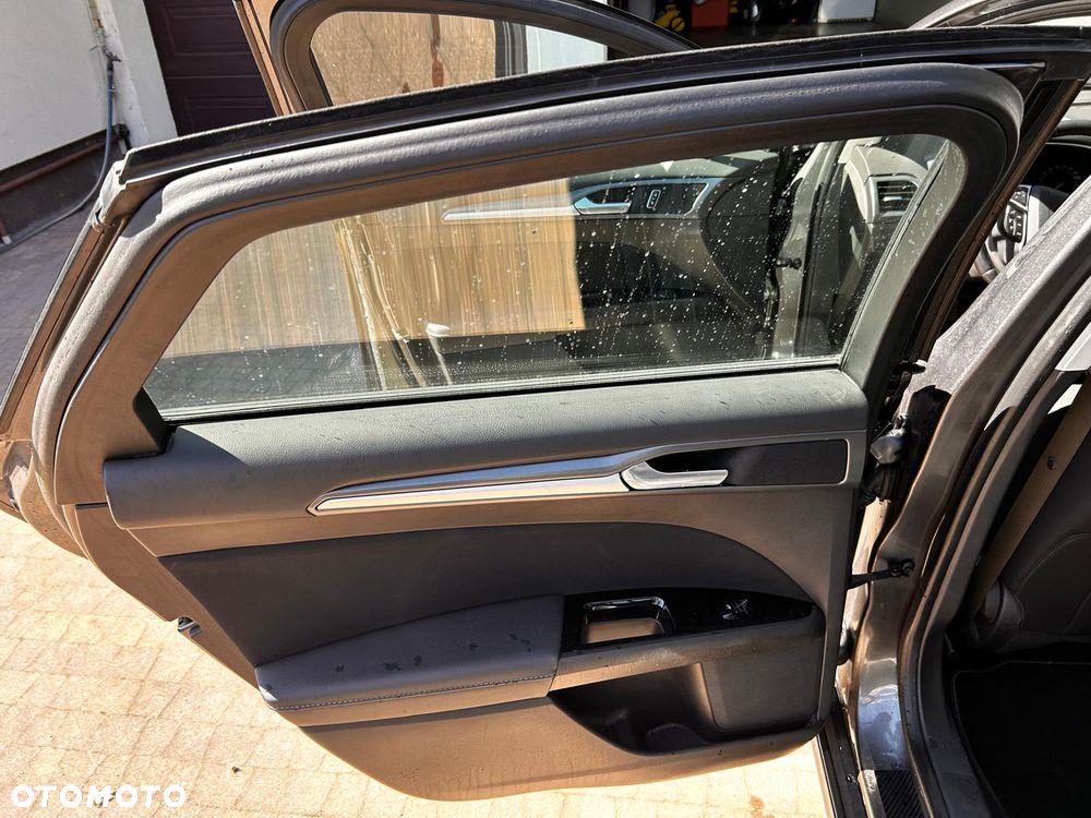 Ford Mondeo 1.5 EcoBoost Titanium - 14