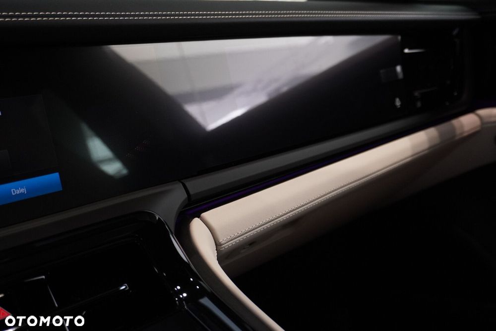 Porsche Panamera 4 - 22