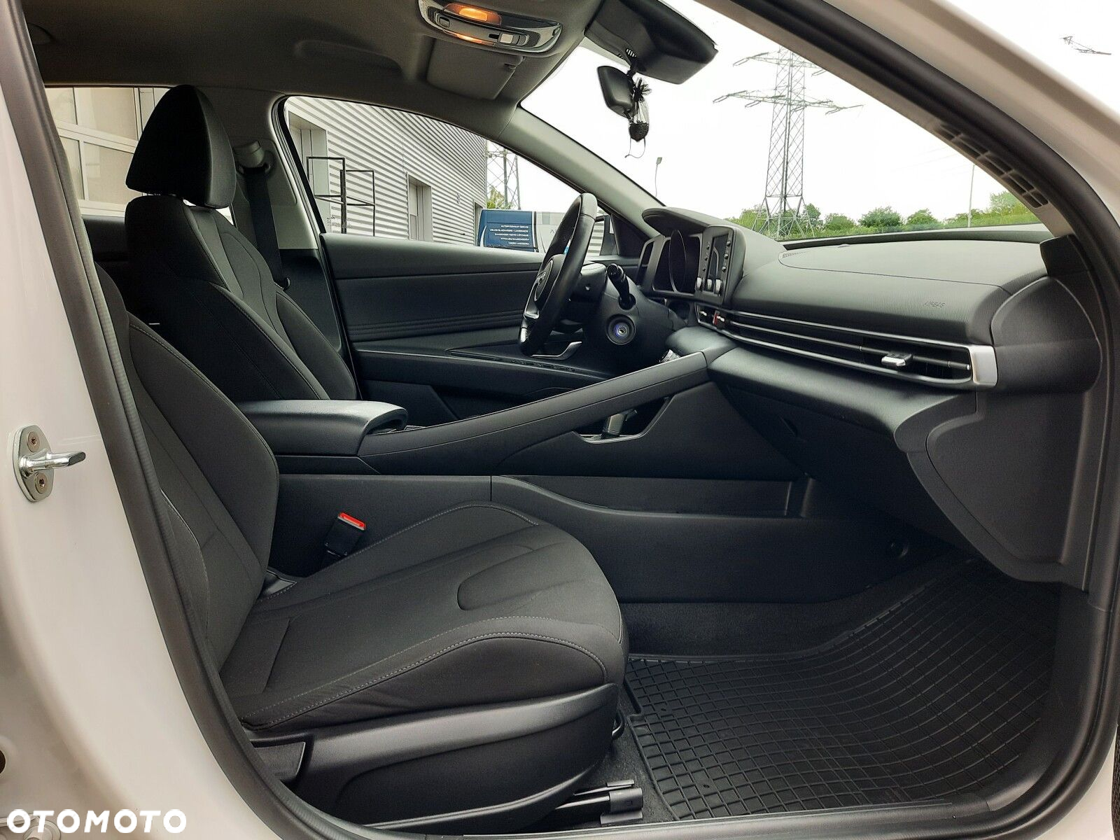 Hyundai Elantra 1.6 Smart CVT - 11