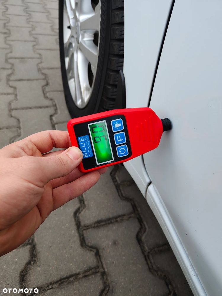 Kia Ceed - 15
