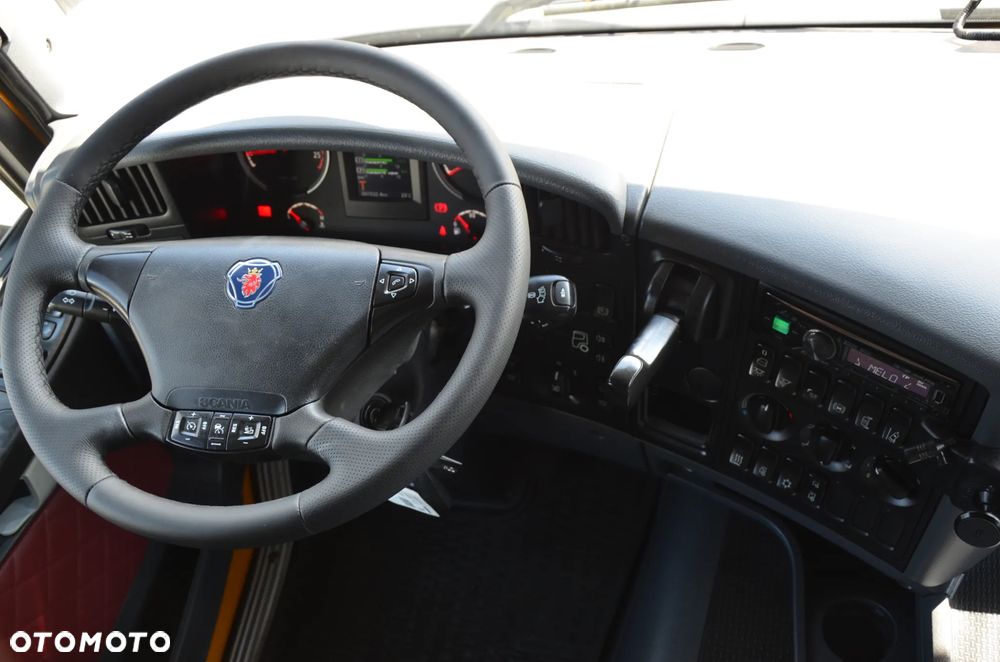 Scania 6x2 HAKOWIEC / MEILLER / OŚ POD. i SKRĘTNA / ACC / Z NIEMIEC / 1093 - 22