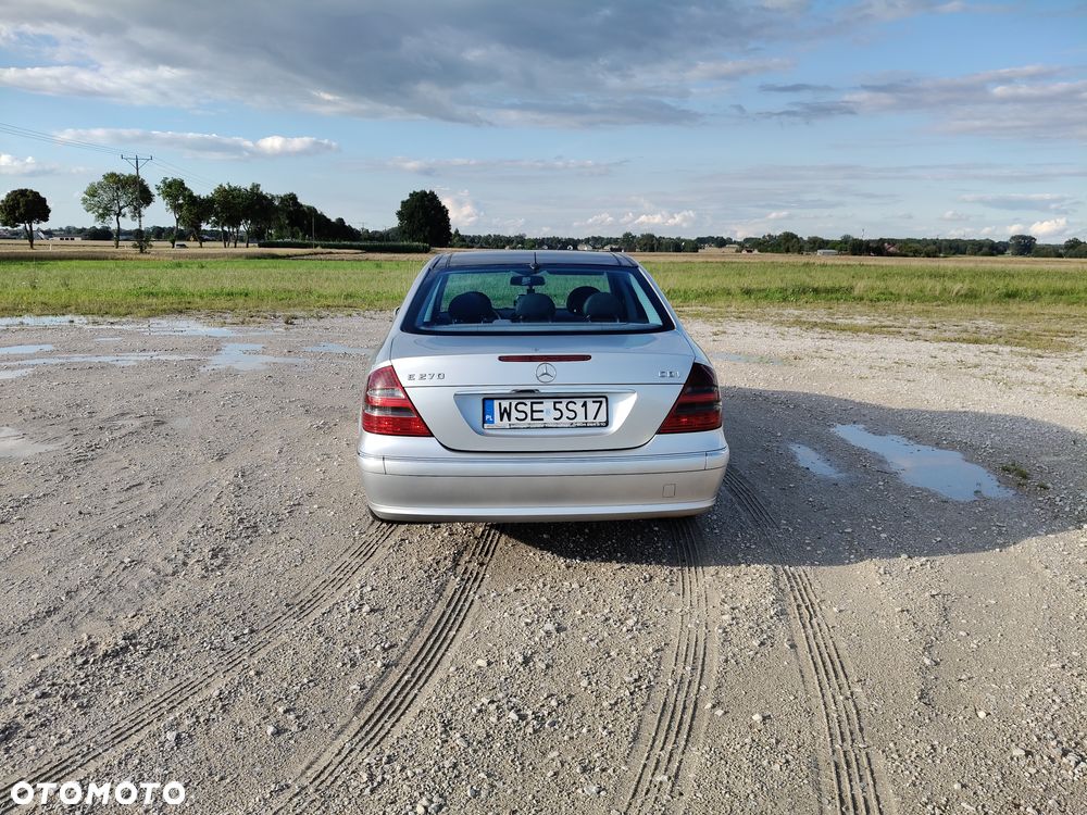 Mercedes-Benz Klasa E - 6