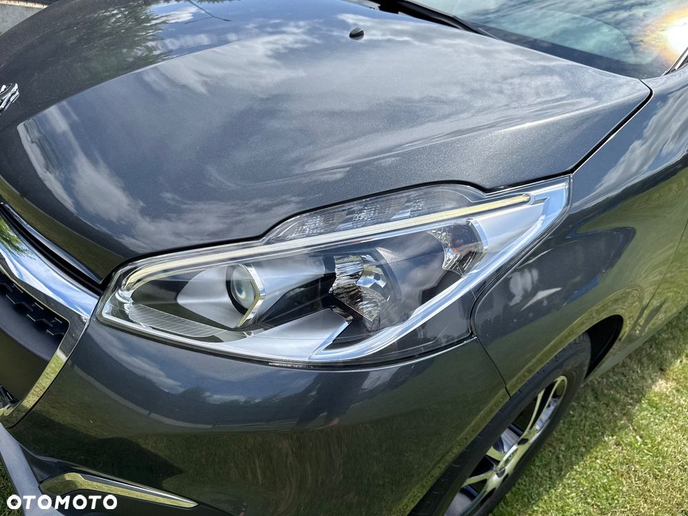 Peugeot 208 PureTech 82 Allure - 18