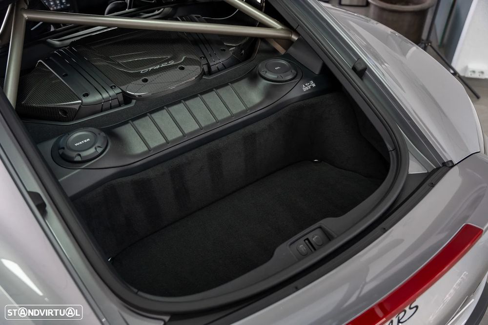 Porsche 718 Cayman GT4 RS - 40