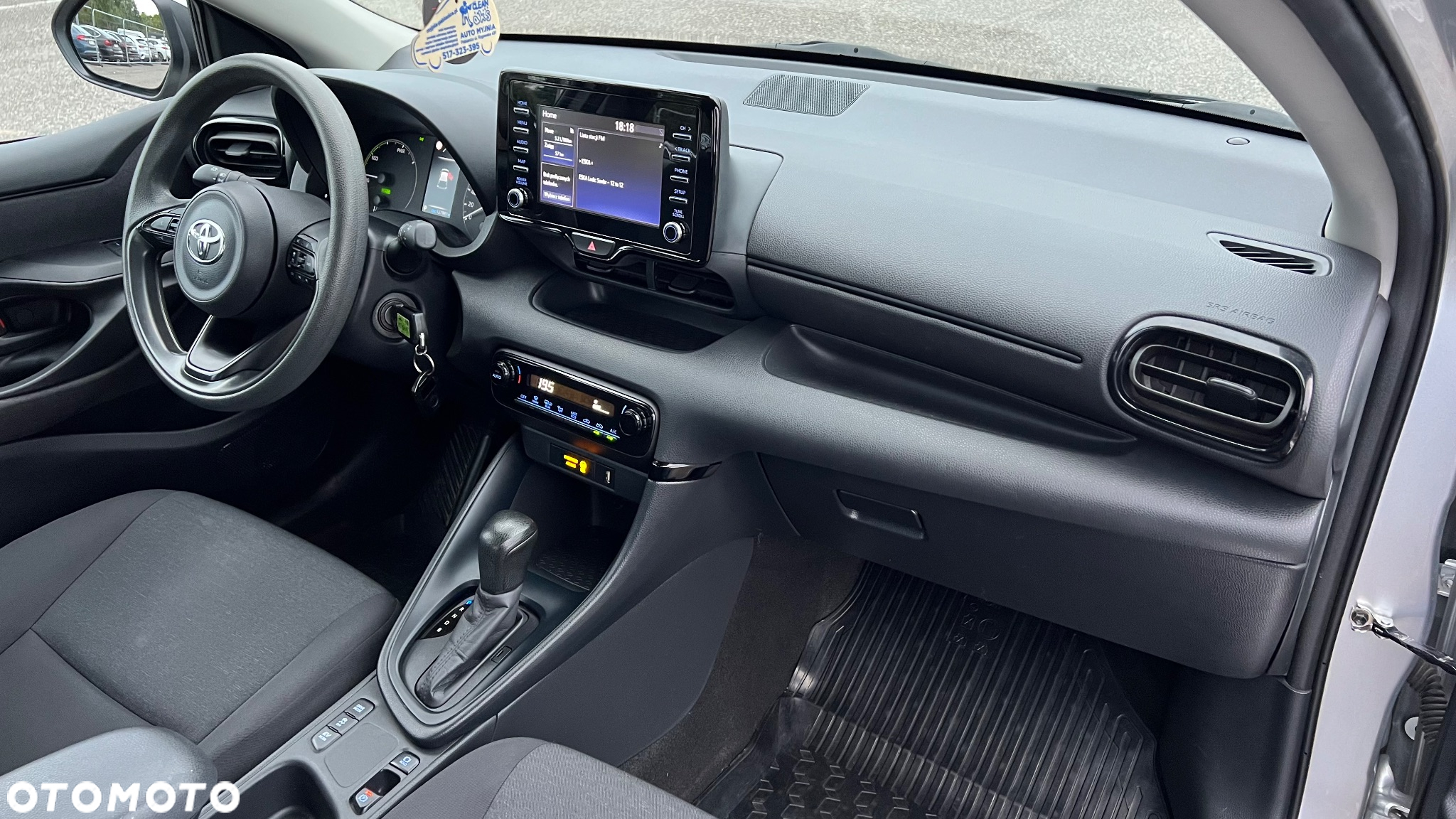 Toyota Yaris Hybrid 1.5 Active - 11