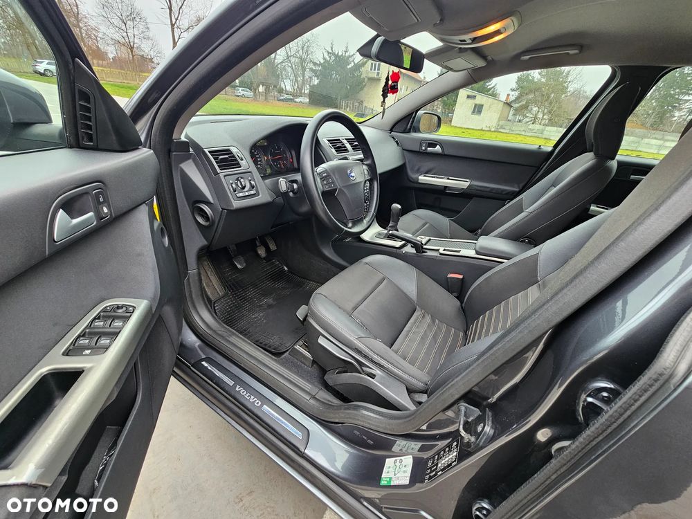 Volvo V50 2.0D Momentum - 12