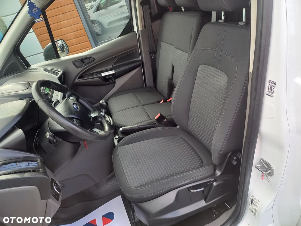 Ford Transit Connect - 14