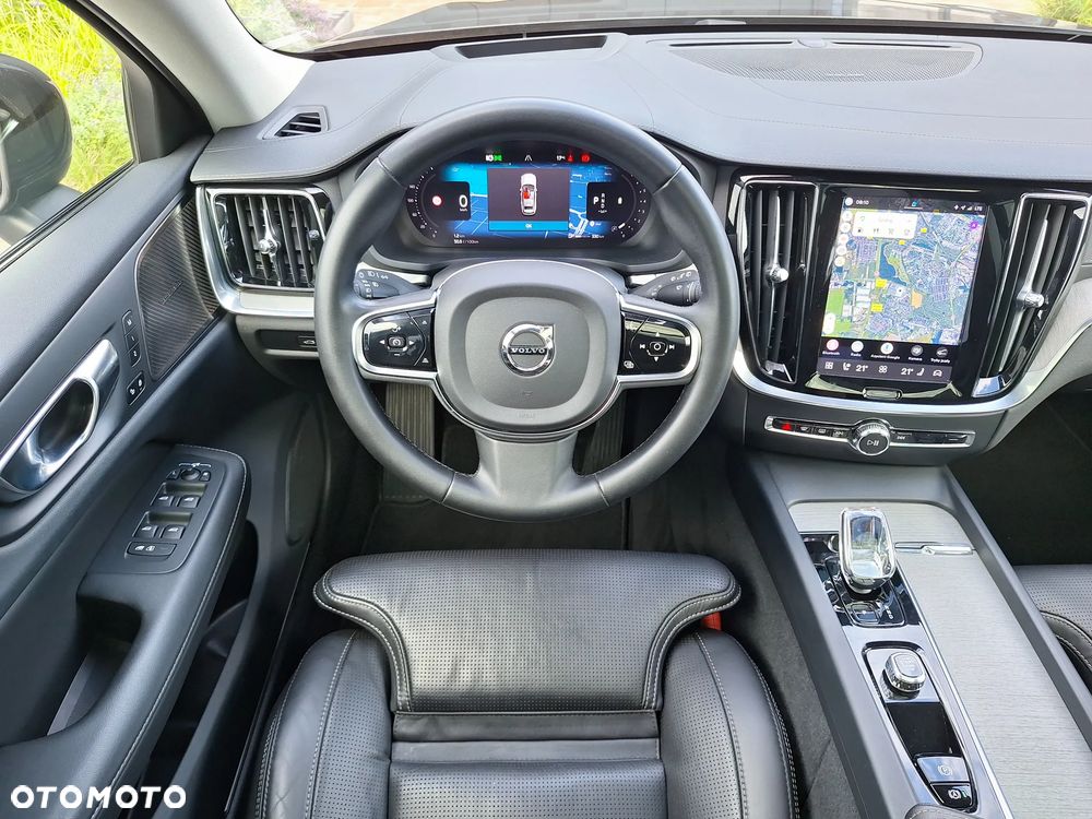 Volvo V60 Cross Country Ultimate B5 B AWD - 27