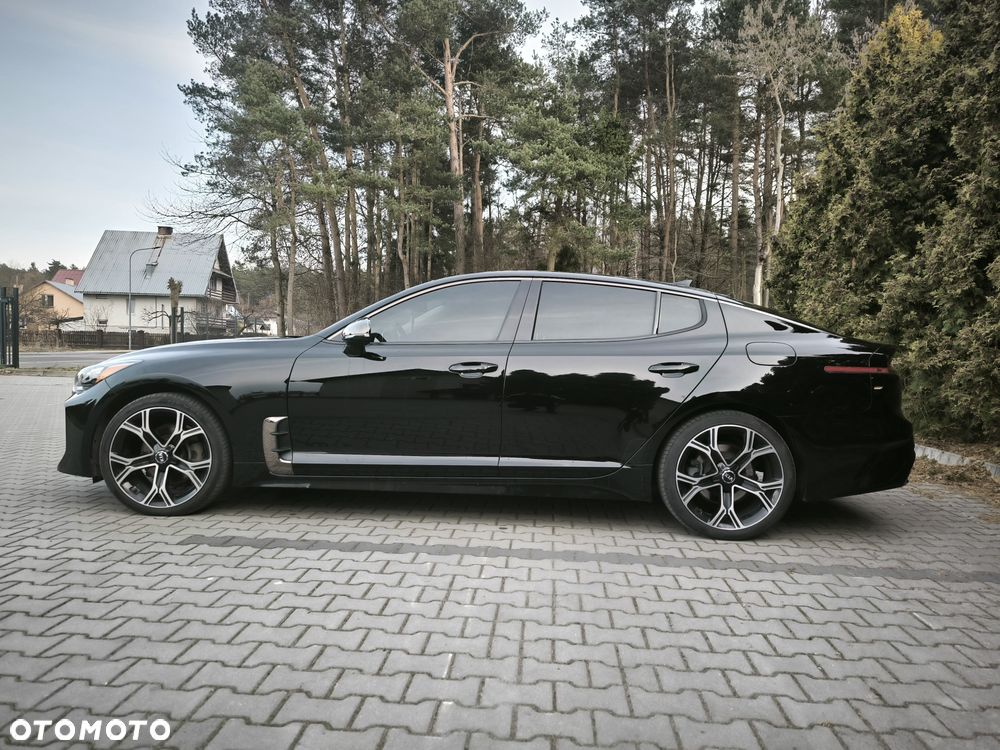 Kia Stinger 2.0 T-GDI GT Line - 2