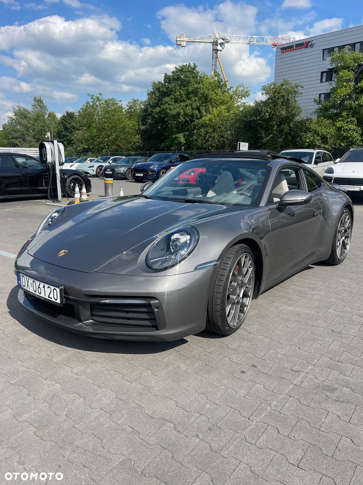 Porsche 911 Carrera 4S - 6
