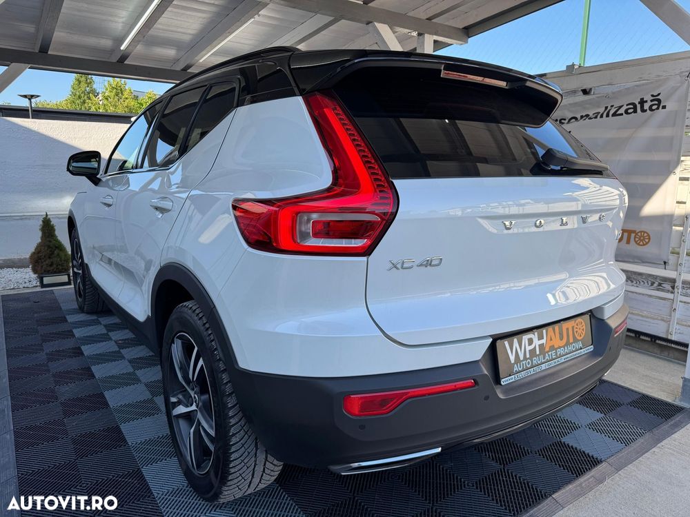 Volvo XC 40 D4 AWD R-Design - 23