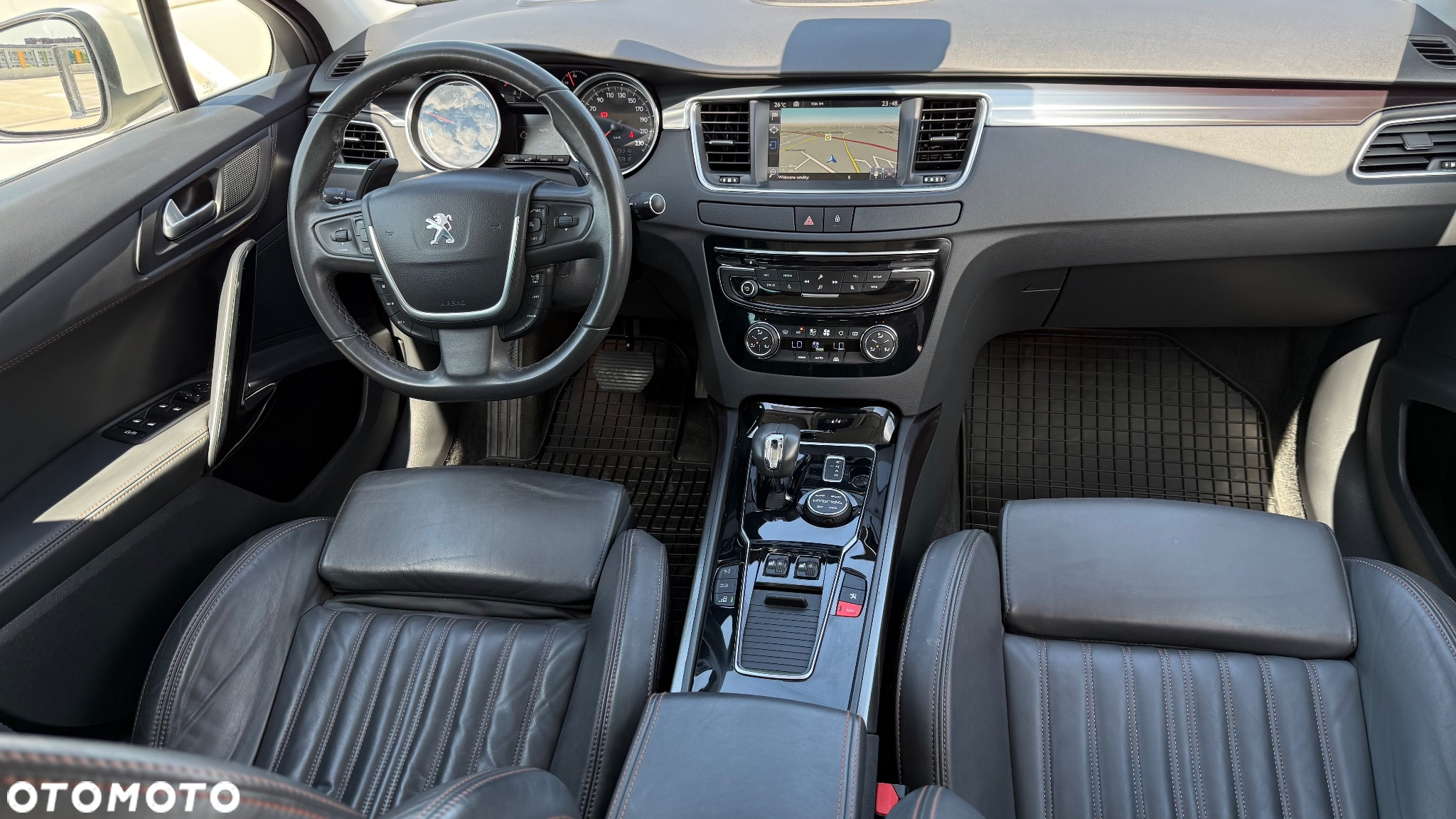 Peugeot 508 RXH Hybrid4 - 10
