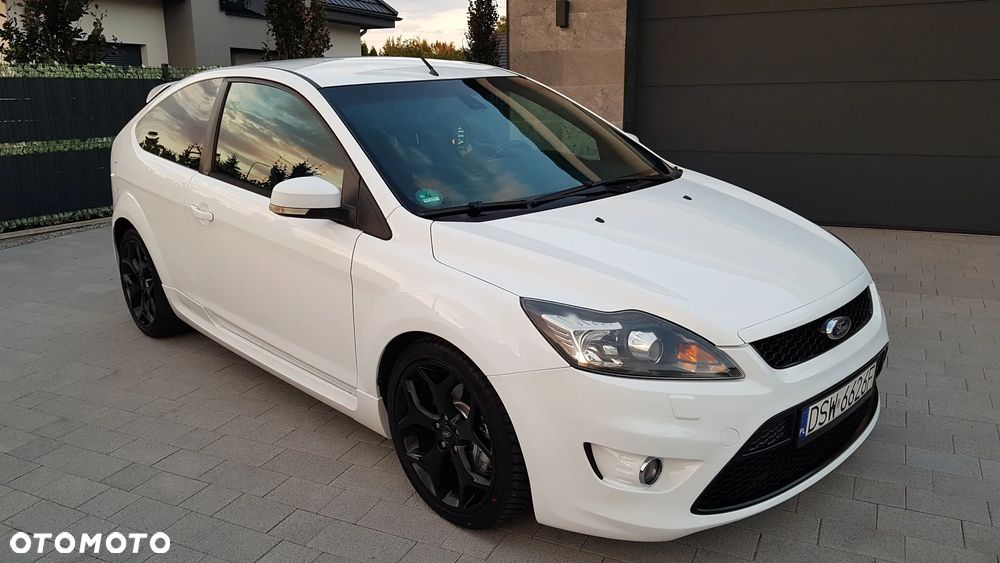 Ford Focus - 23