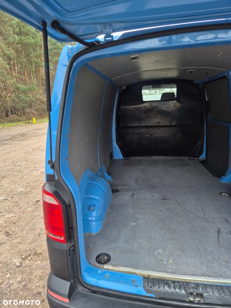 Volkswagen Transporter T6 - 22