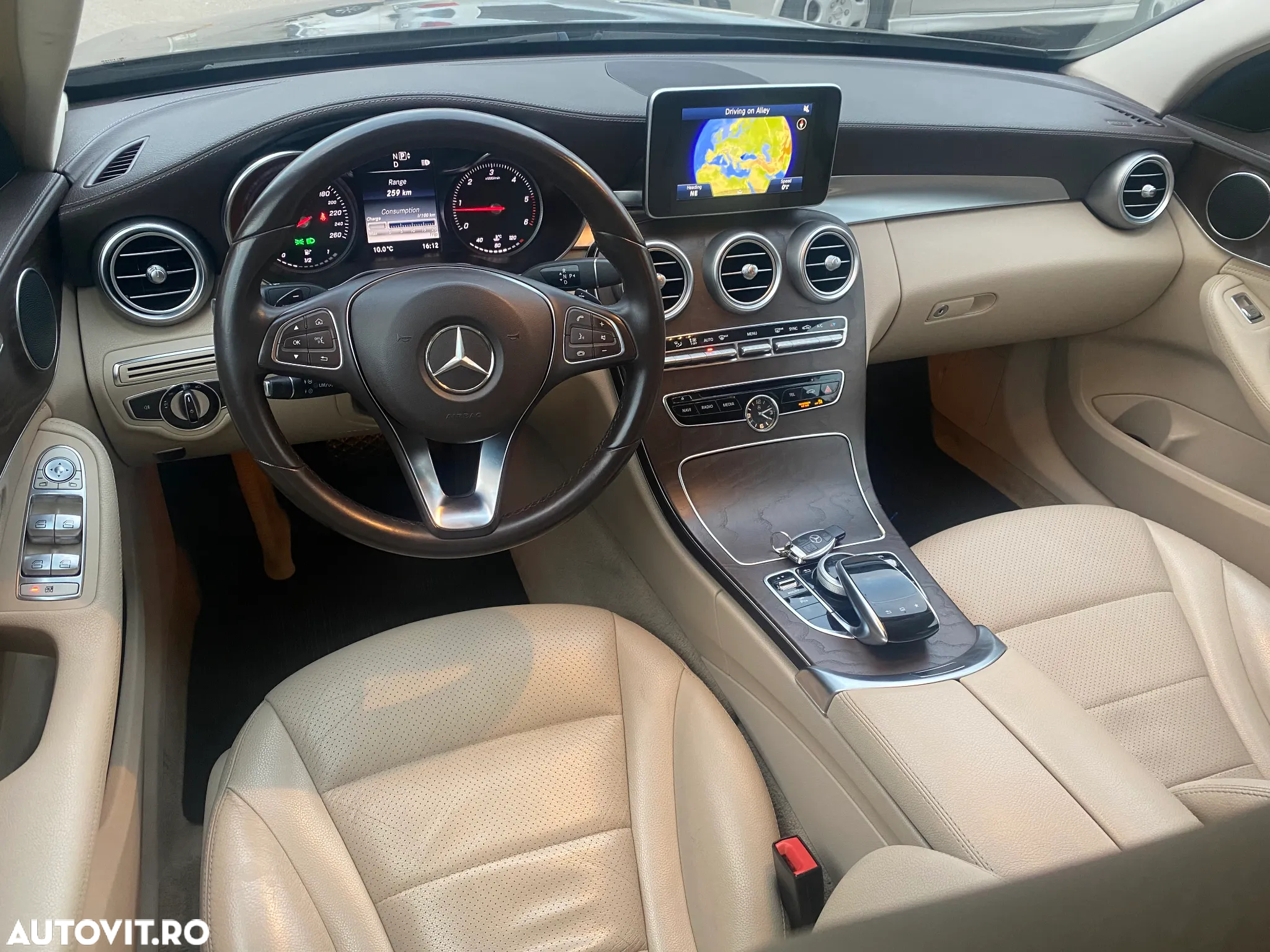 Mercedes-Benz C - 14