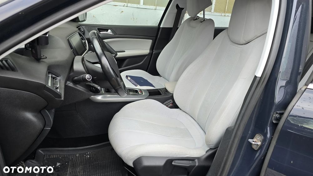 Peugeot 308 130 e-THP Stop & Start Access - 29