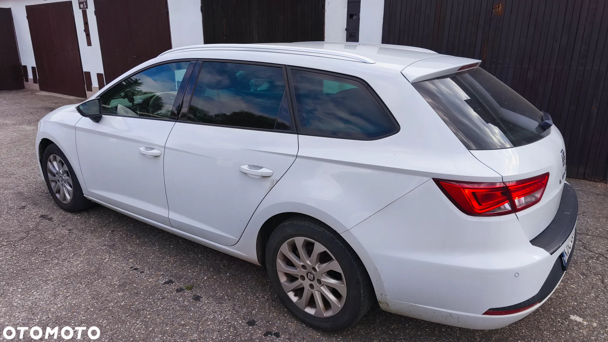 Seat Leon 2.0 TDI FR S&S - 11