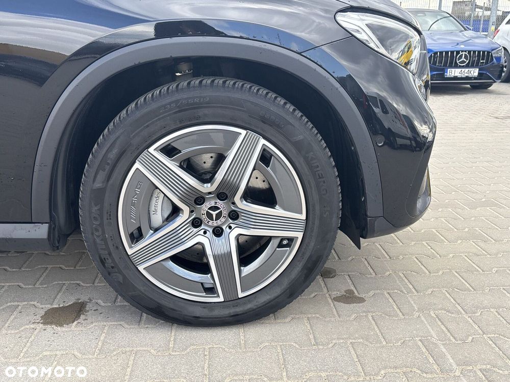 Mercedes-Benz GLC - 12