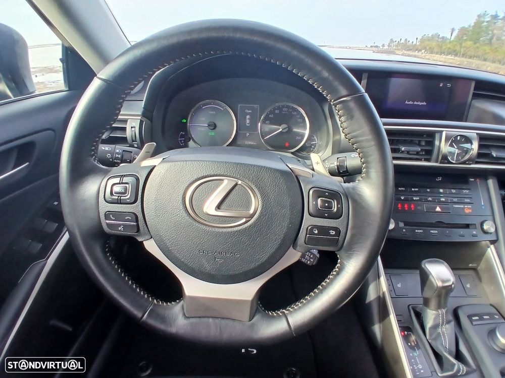 Lexus IS 300H Executive - 14