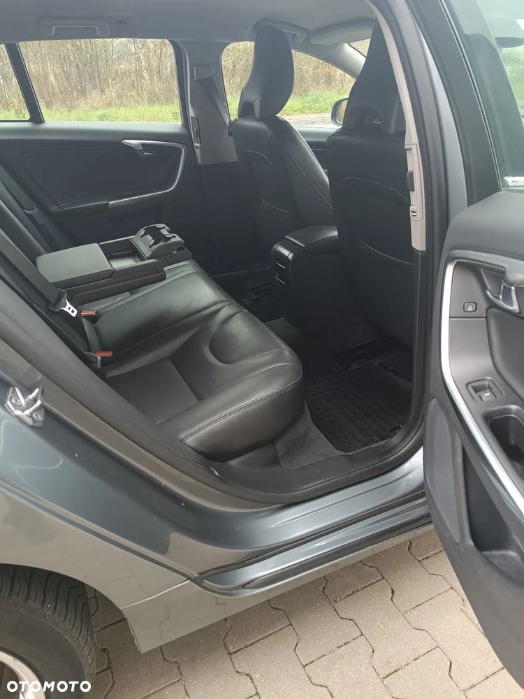 Volvo V60 D2 Drive-E Summum - 16