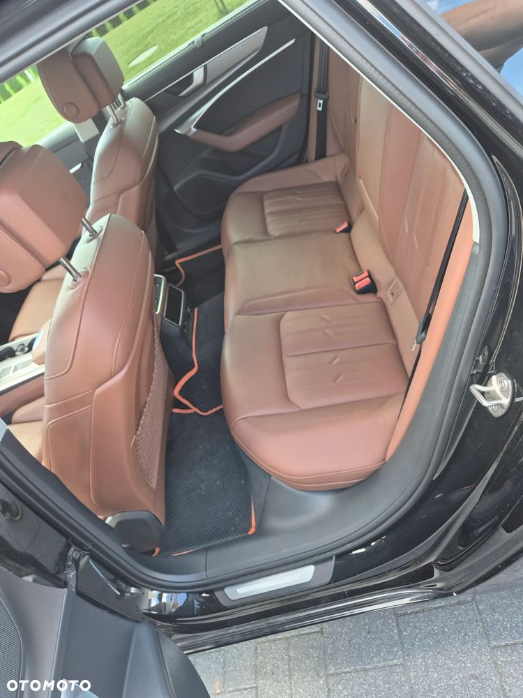 Audi A6 Avant - 13