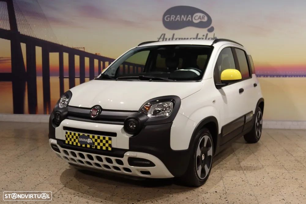 Fiat Panda 1.0 Hybrid Pandina - 1