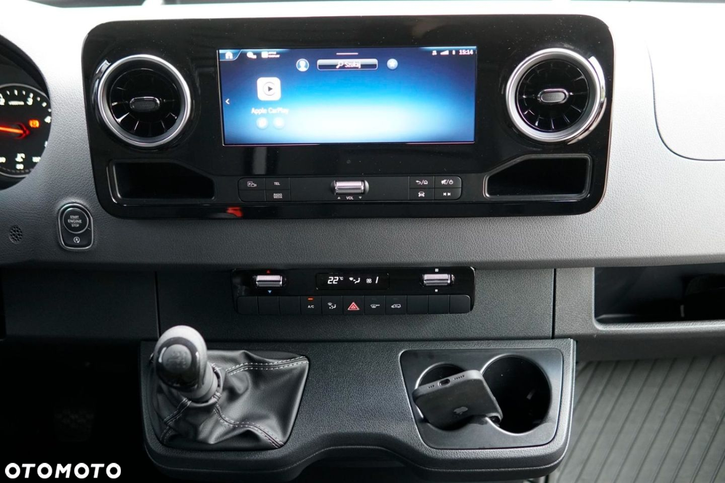 Mercedes-Benz Sprinter - 13
