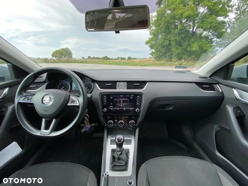 Skoda Octavia 2.0 TDI Ambition - 8