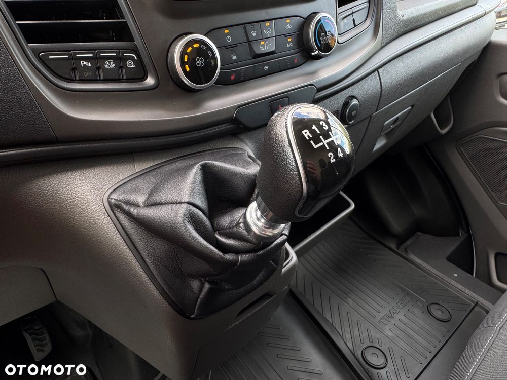 Ford Transit - 15