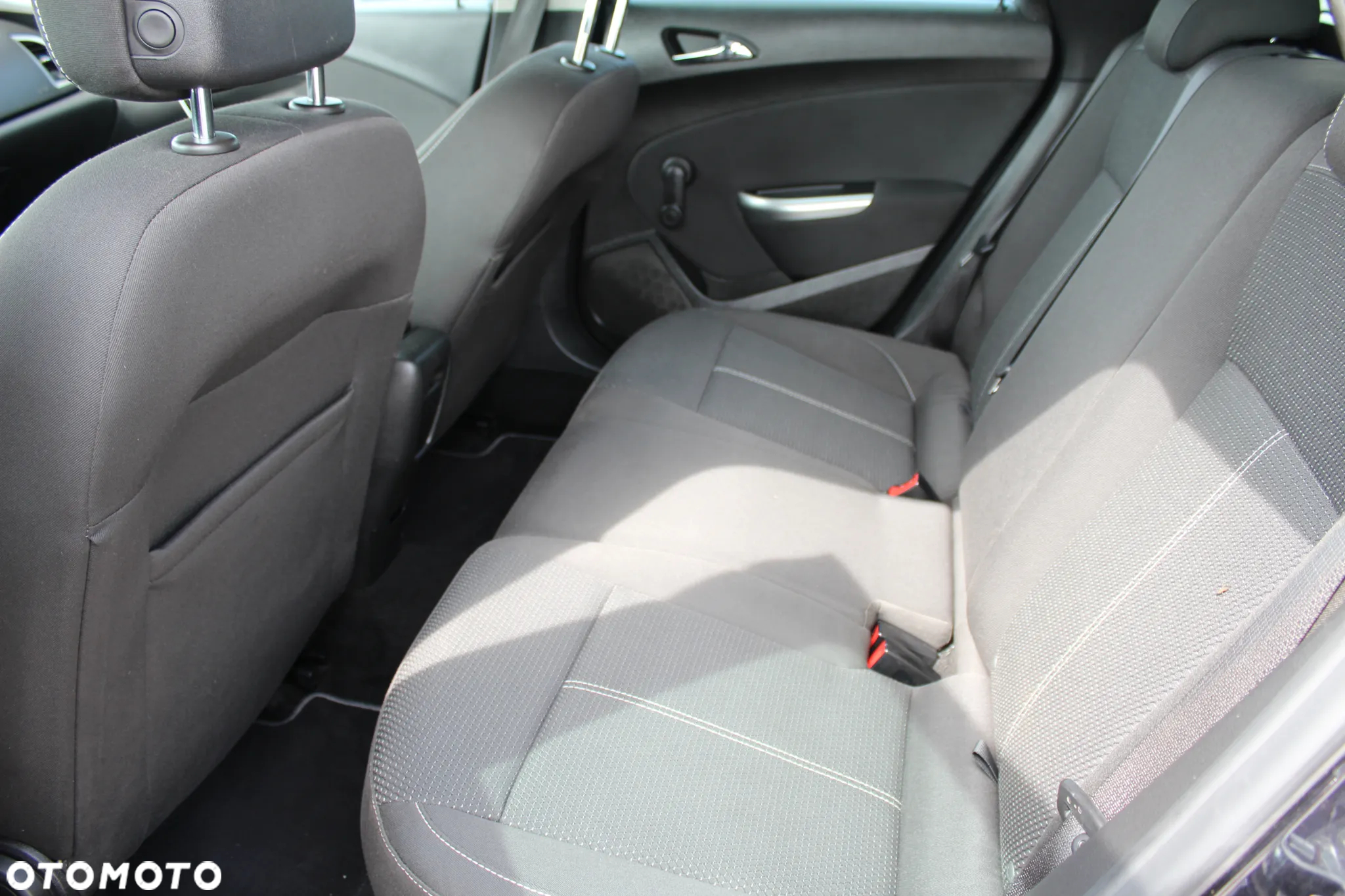 Opel Astra 1.4 Turbo Sports Tourer Active - 11