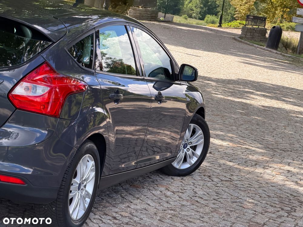 Ford Focus 1.6 TDCi DPF Champions Edition - 39