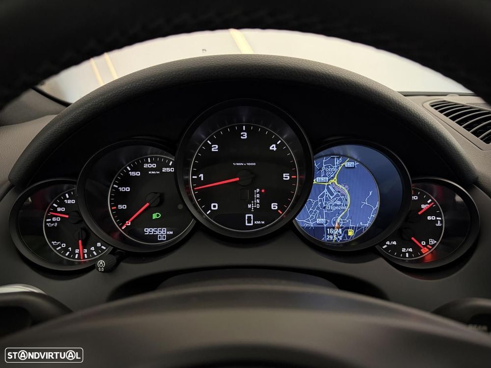 Porsche Cayenne 3.0 V6 - 16