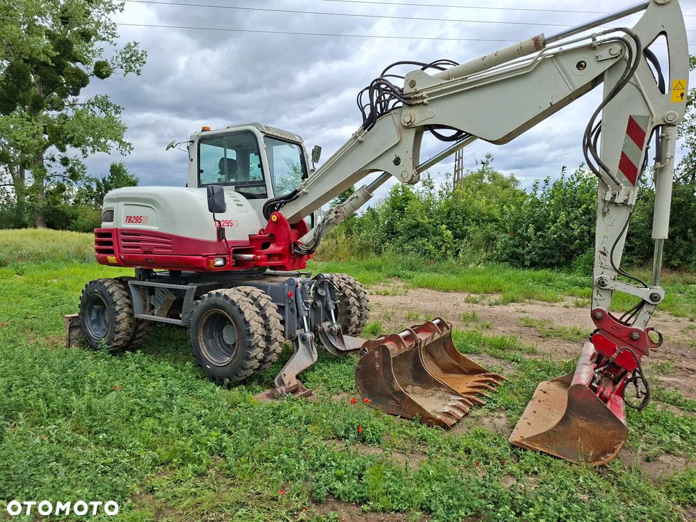 Takeuchi TB295W - 18