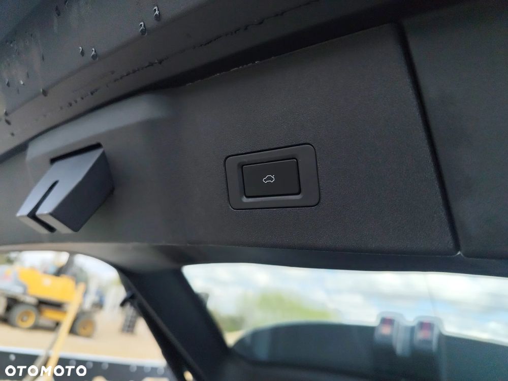 Omoda 9 1.5 Super Hybrid Exclusive AWD - 35