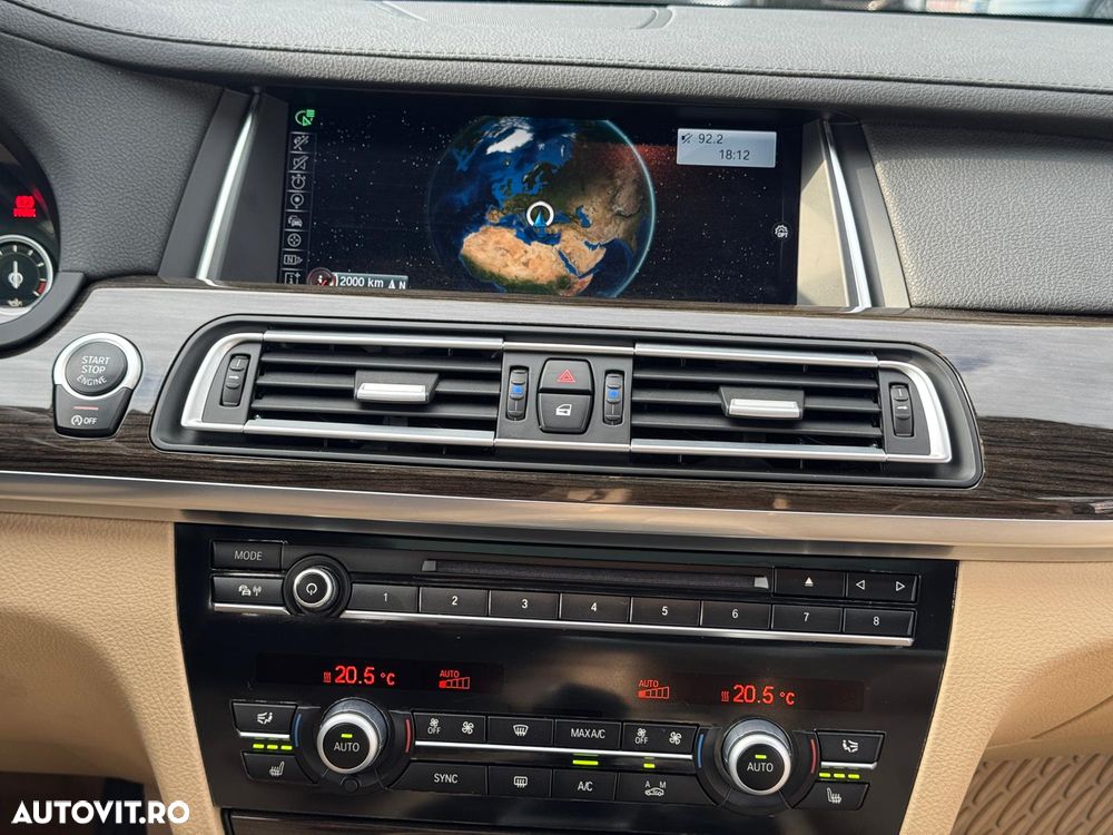 BMW Seria 7 740d Edition Exclusive - 31