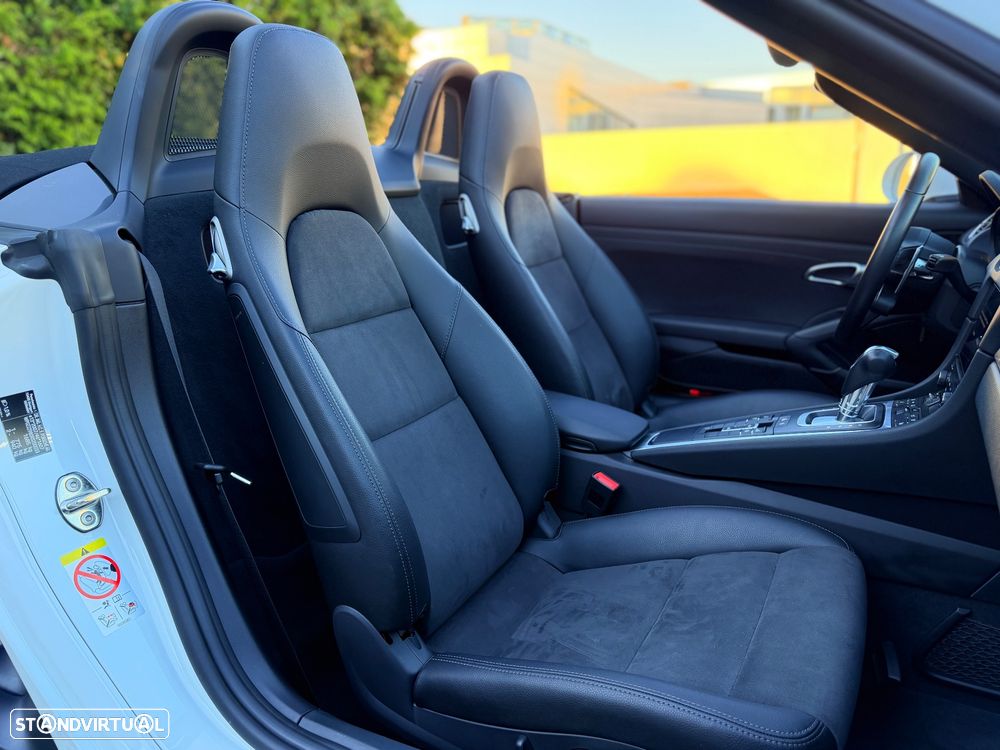 Porsche 718 - 13