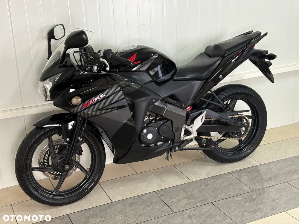 Honda CBR - 1