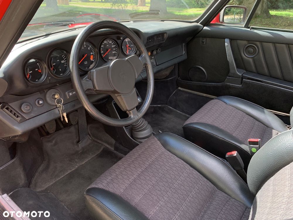Porsche 911 - 15