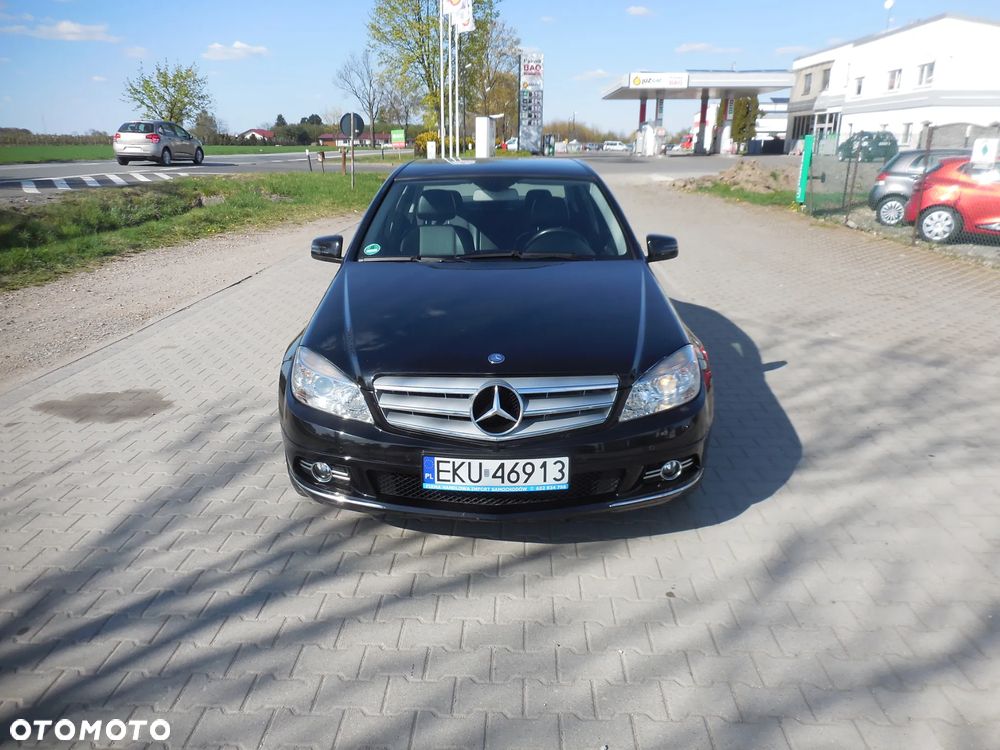 Mercedes-Benz Klasa C 180 CGI Automatik BlueEFFICIENCY - 1