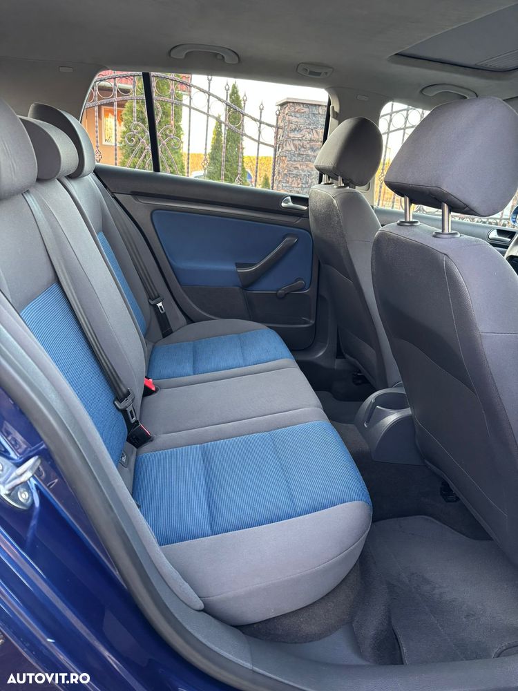 Volkswagen Golf 1.6 Comfortline - 5