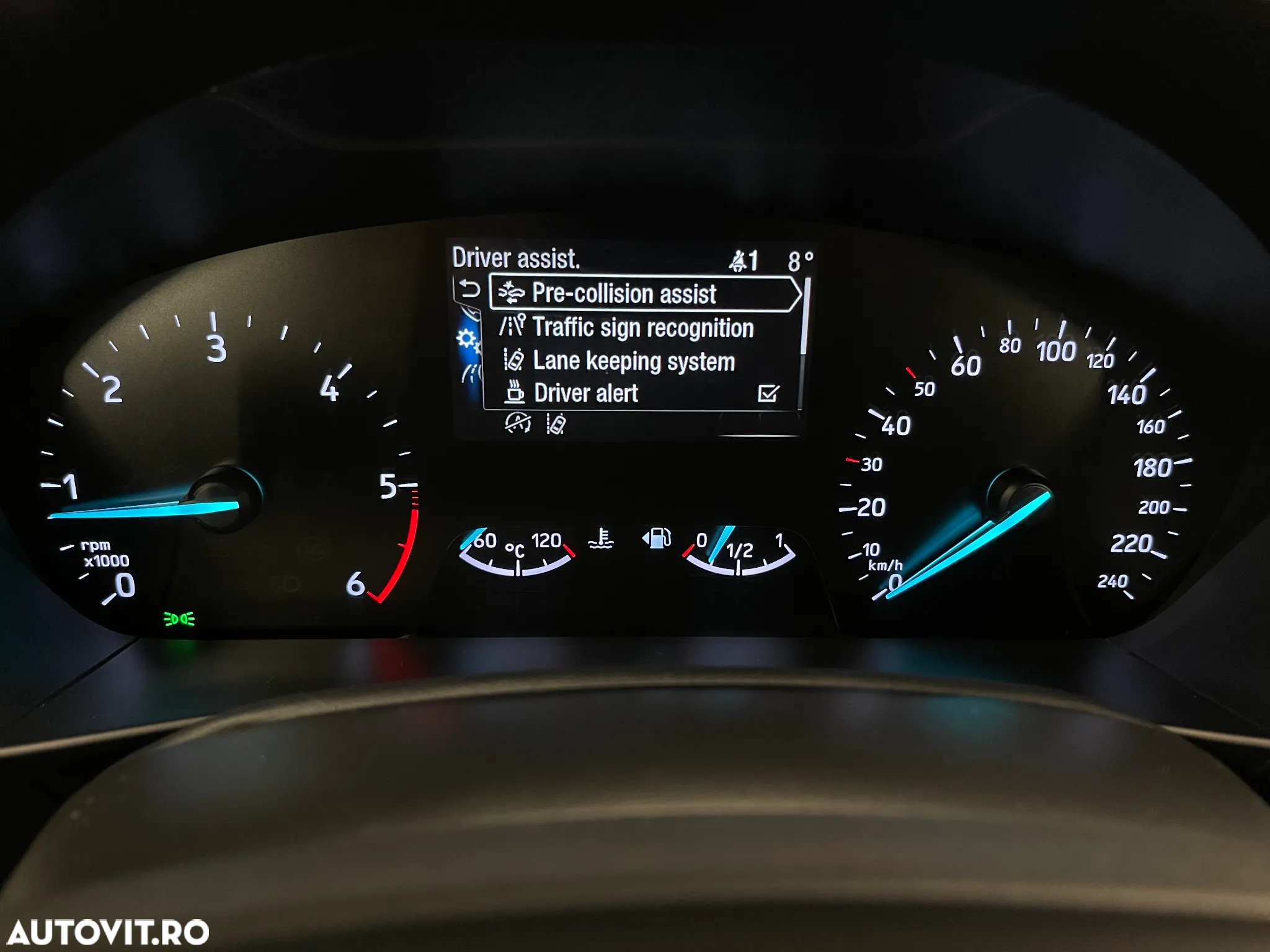 Ford Focus 1.5 EcoBlue Titanium X - 18