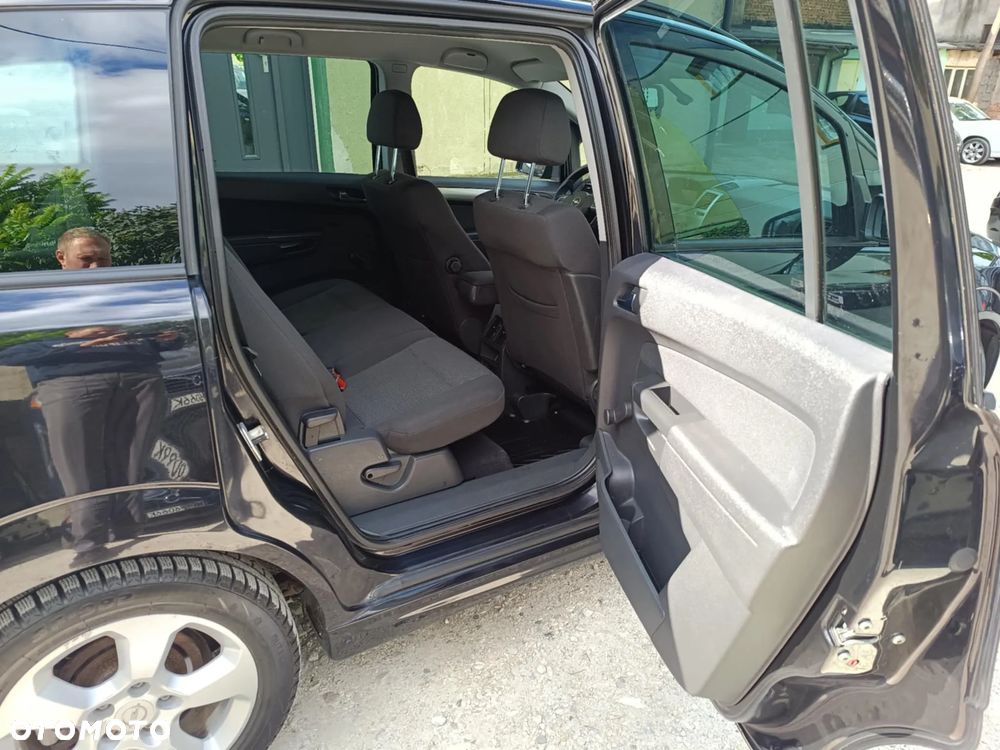 Opel Zafira 1.8 Elegance - 24