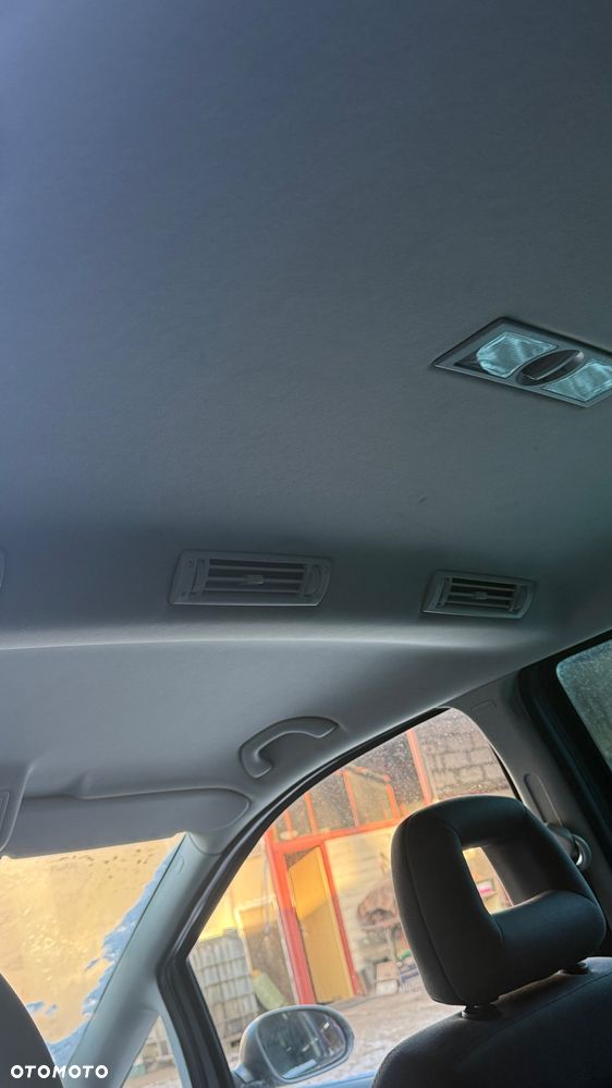 Volkswagen Sharan 2.0 TDI Highline - 9