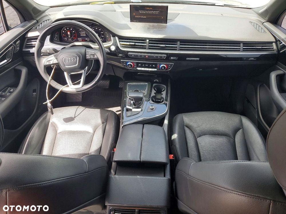 Audi Q7 - 8