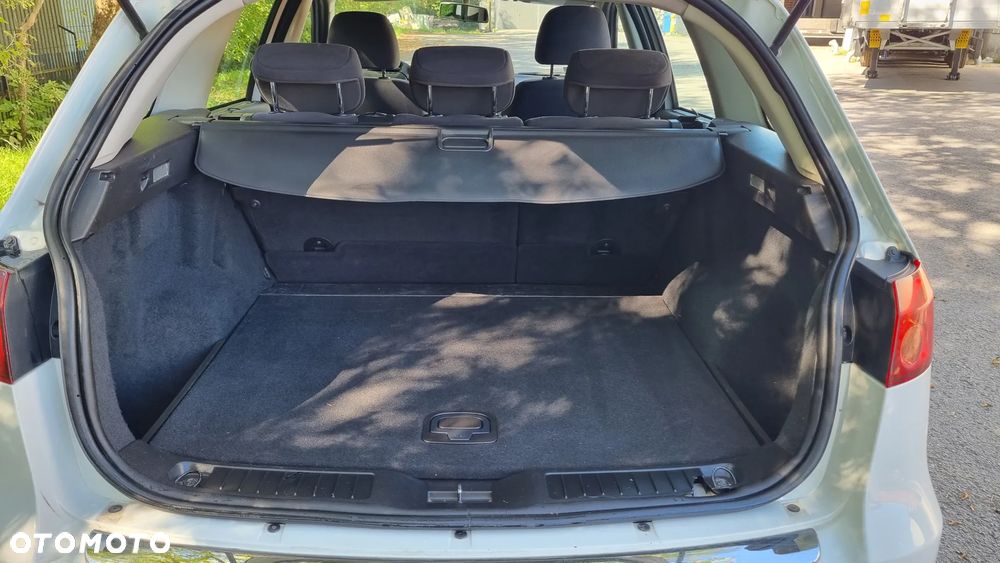 Fiat Croma ver-1-9jtd-dynamic - 6