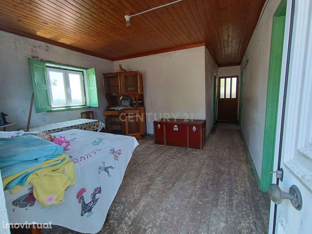 Moradia T2 para recuperar no centro da aldeia de Vale Centeio – Pombal - Grande imagem: 4/22